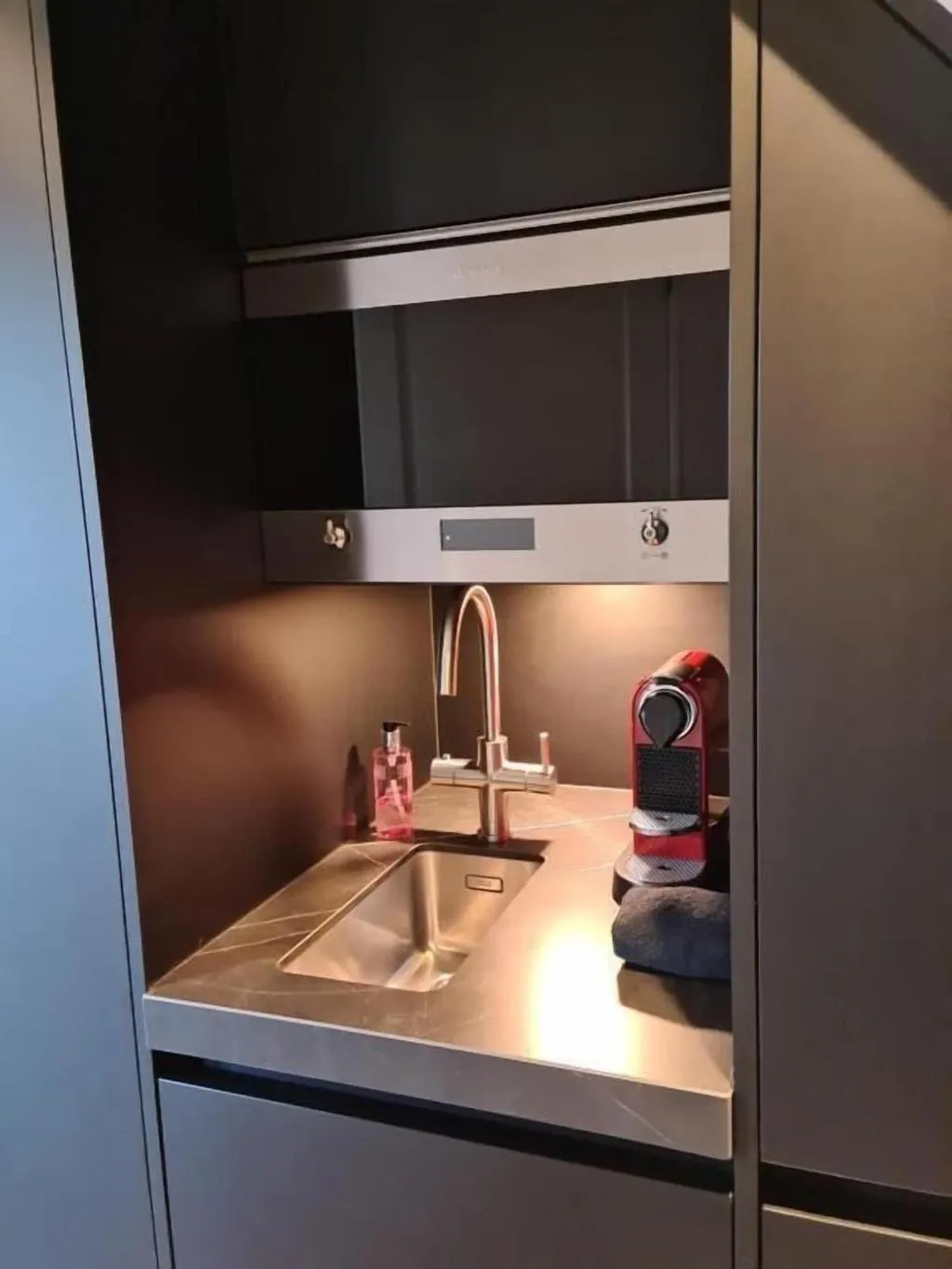 Room, Hotel Canal View, Amsterdam