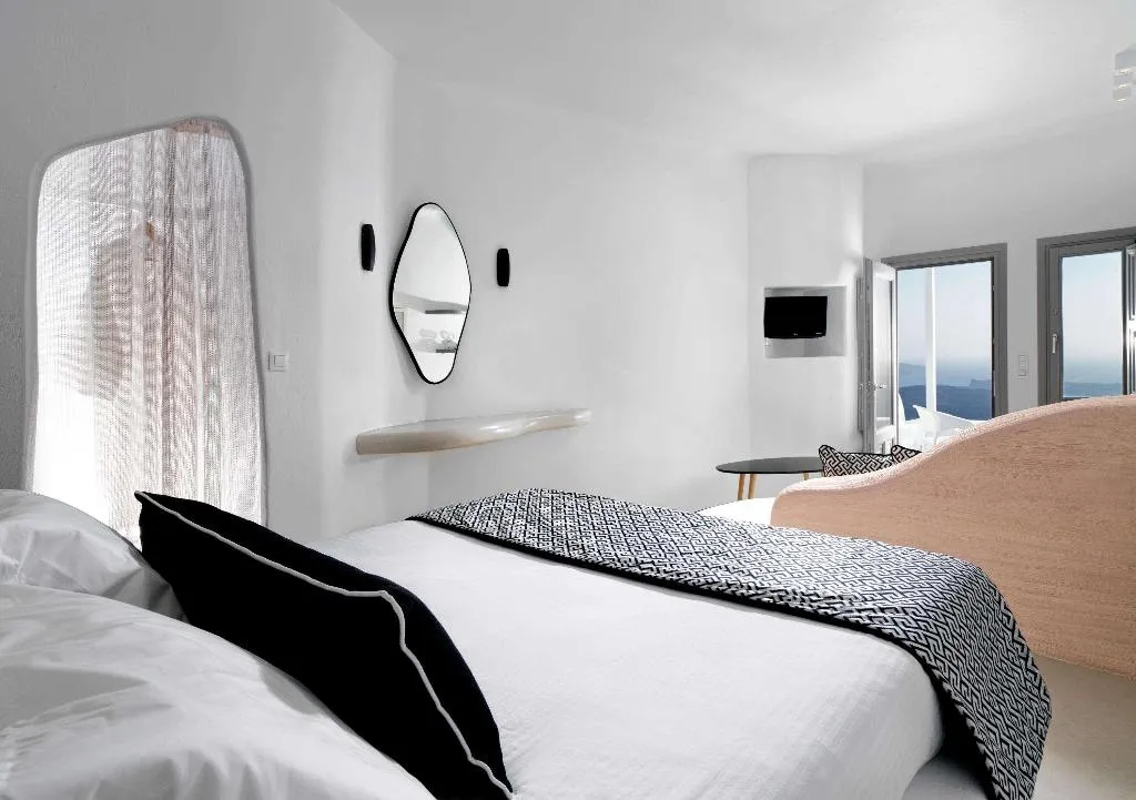 Room, Tholos Resort, Santorini