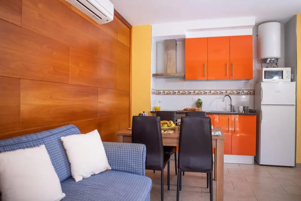 Room, Apartamentos Els Salats Estartit, Costa Brava