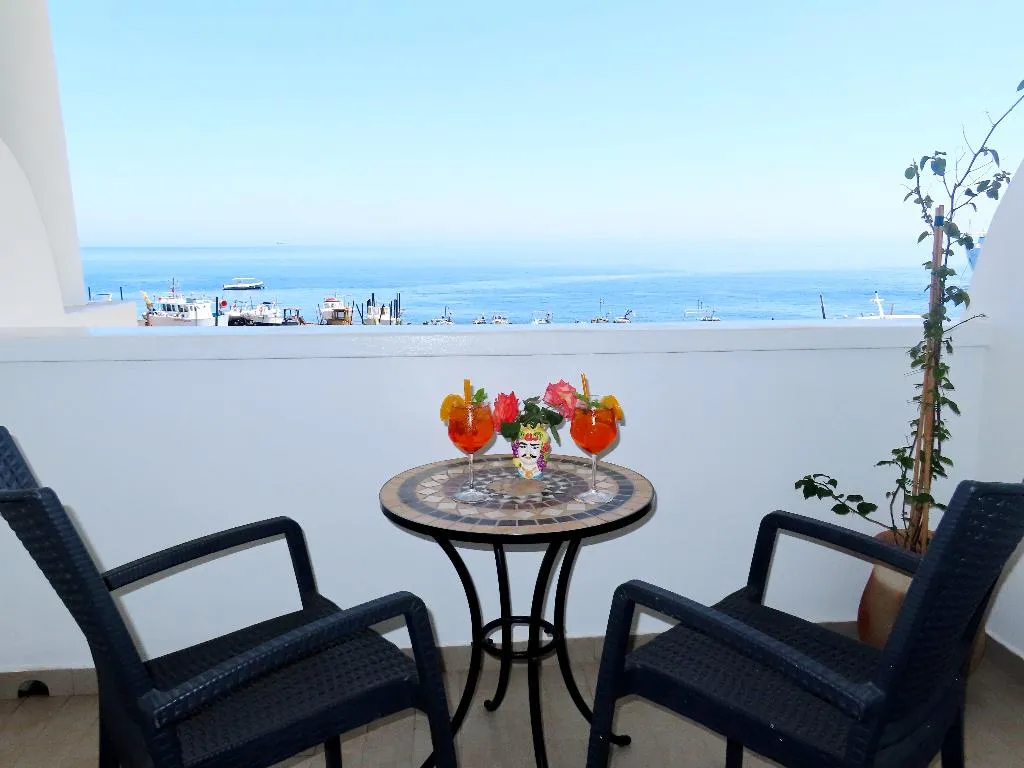 Terrace, Hotel Ossidiana Stromboli, Palermo