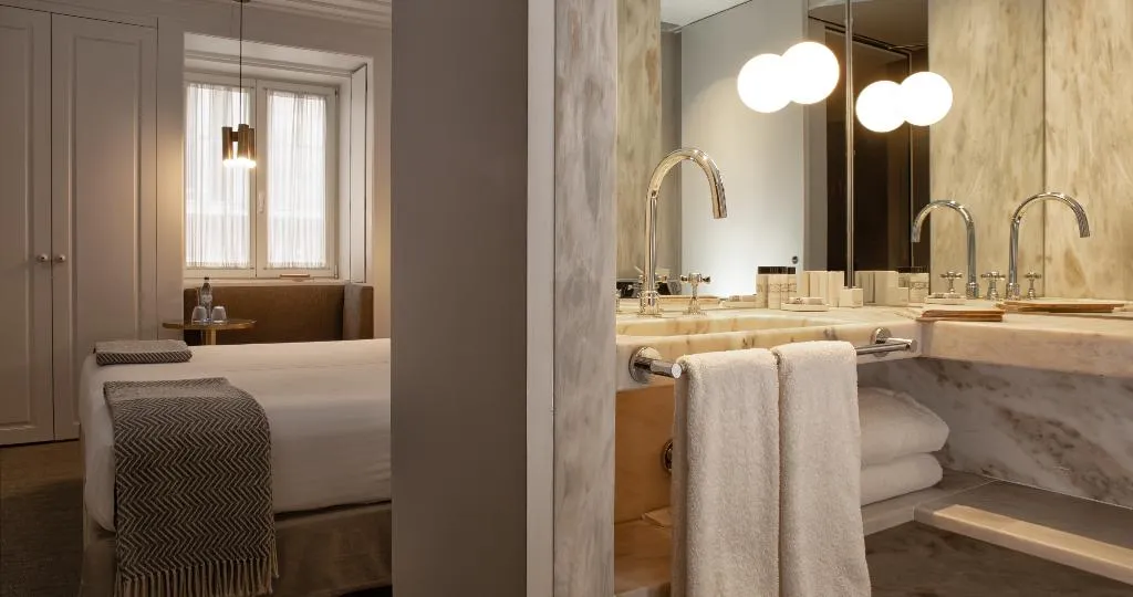 DOUBLE BASIC Room, Lisboa Pessoa Hotel, Lisbon
