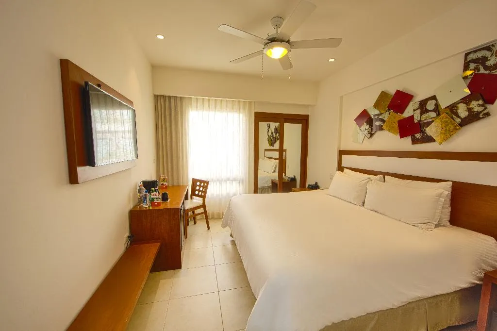 Room STANDARD Room, Ambiance Suites Cancun, Cancun Area