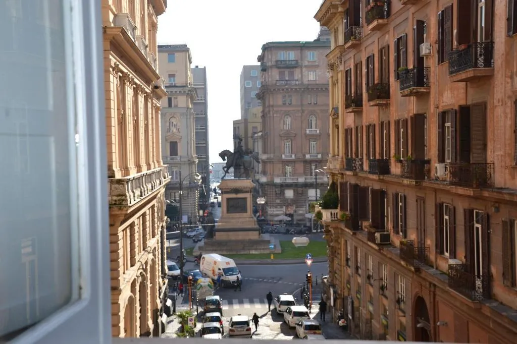 General view, B&B Napul'art, Naples