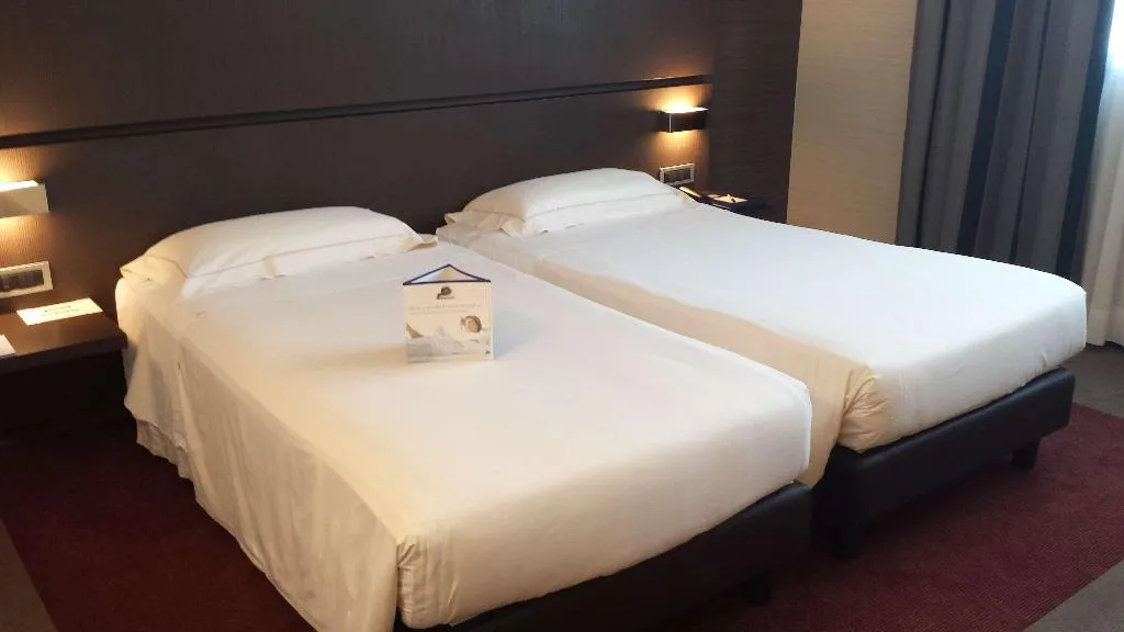 DOUBLE STANDARD Room, Best Western Plus Hotel Monza e Brianza Palace, Milan