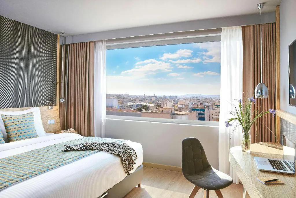 Room, Wyndham Grand Athens, Athens