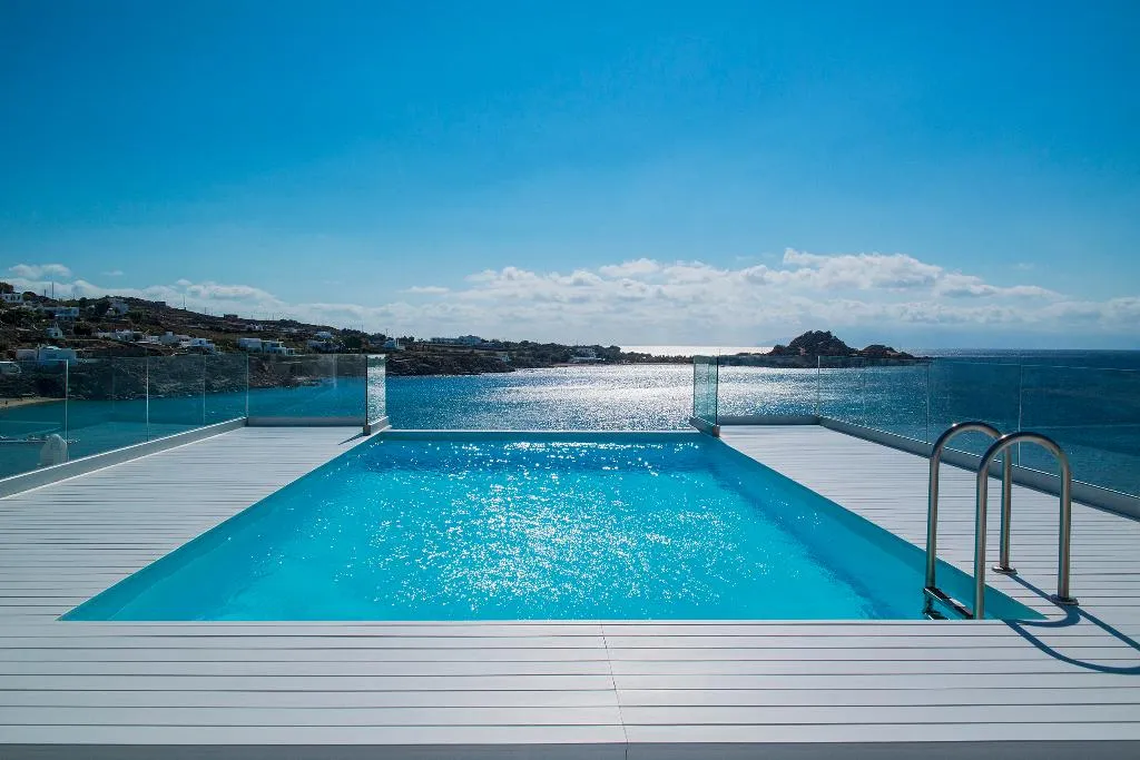 VILLA THREE BEDROOMS THREE BATHROOMS Room, Petasos Beach Resort & Spa, Mykonos