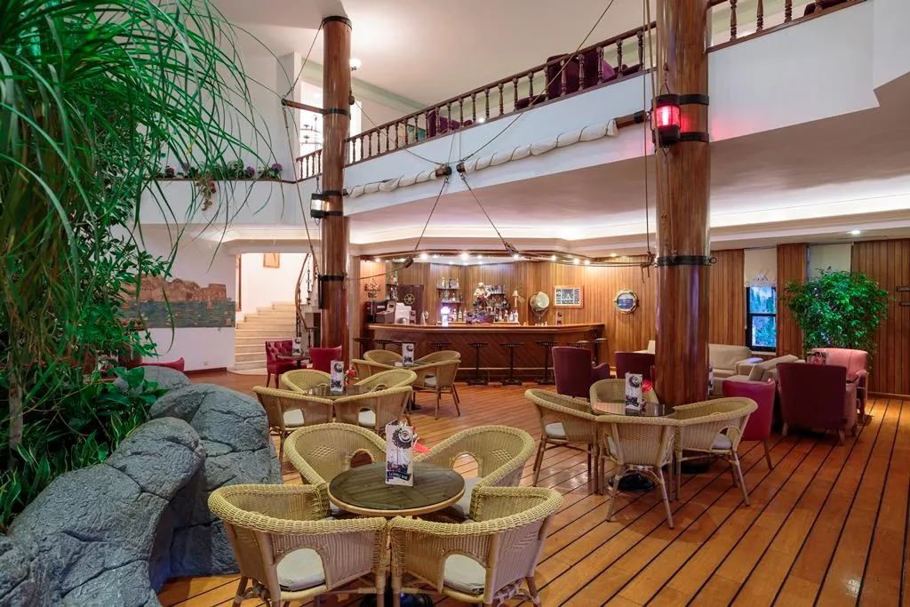 Lobby, Pirates Beach Club, Antalya