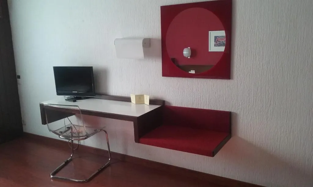 SINGLE STANDARD Room, America Igualada, Barcelona