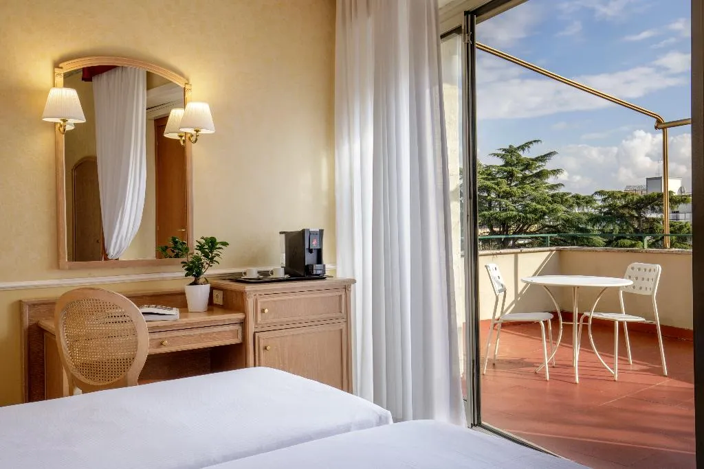 DOUBLE SUPERIOR Room, Santa Costanza, Rome