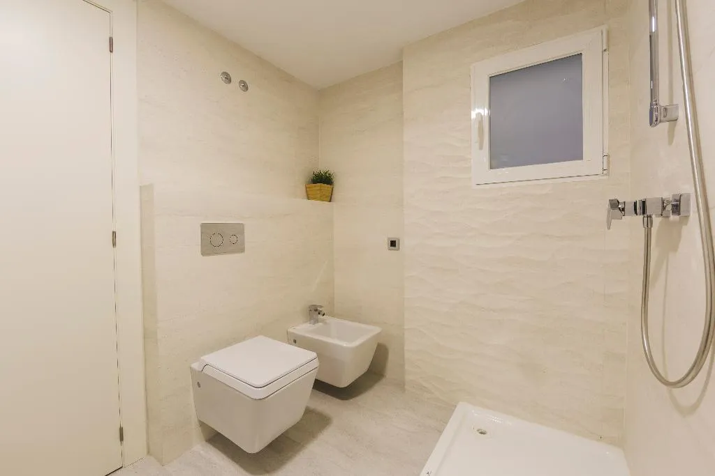 APARTMENT TWO BEDROOMS Room, HQ Rooms San Vicente, Valencia