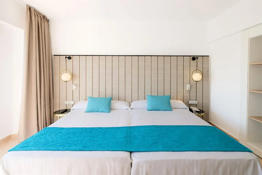 Double or Twin PREMIUM Room, AzuLine Hotel Bergantin, Ibiza