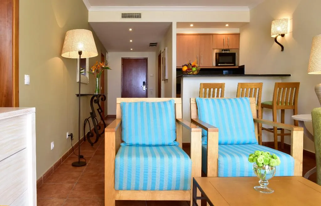 SUITE STANDARD Room, Pestana Viking Beach & Golf Resort, Algarve