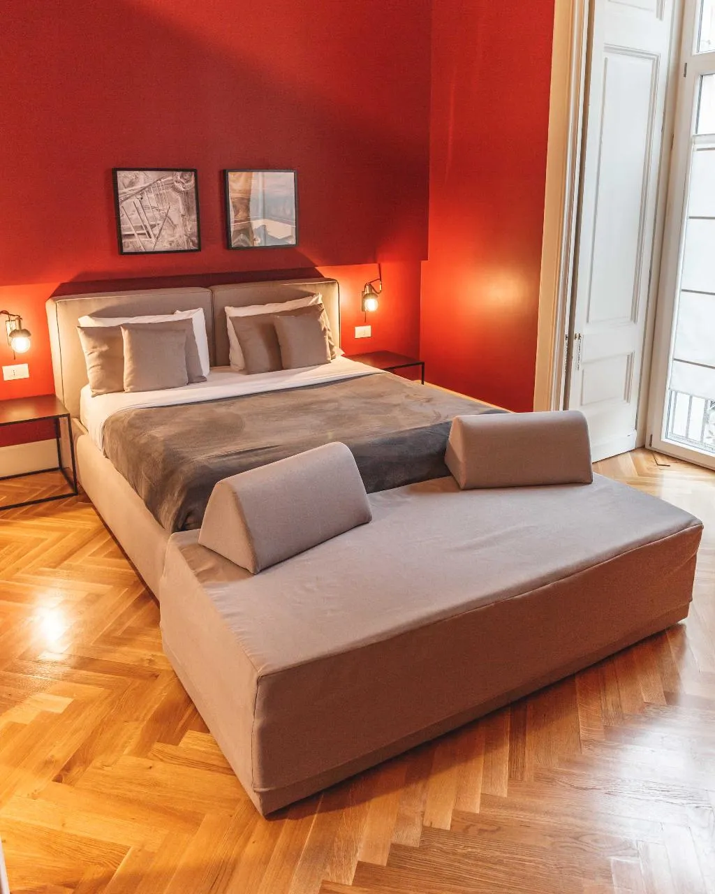 DOUBLE DELUXE Room, Relais Della Porta, Naples