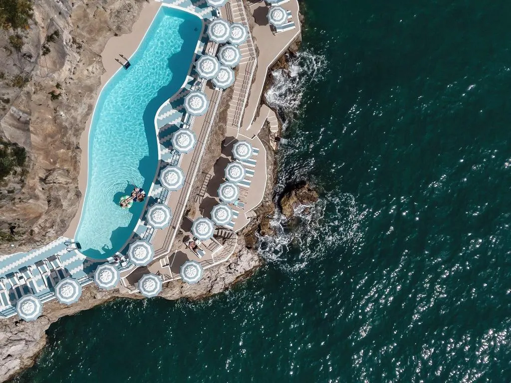 Pool, Miramalfi, Naples