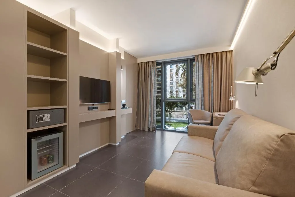 SUITE CAPACITY 3 Room, Palladium, Majorca