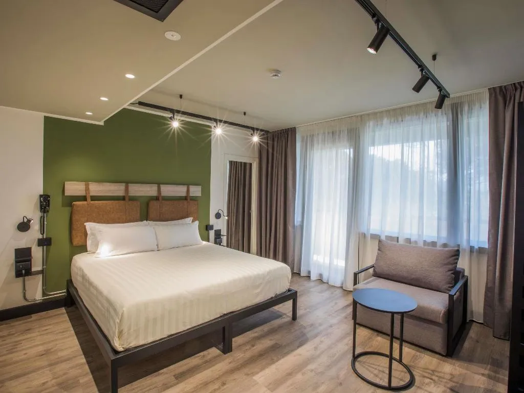 DOUBLE SUPERIOR WITH DOUBLE BED Room, Mercure Roma Cinecittà (New Opening), Rome