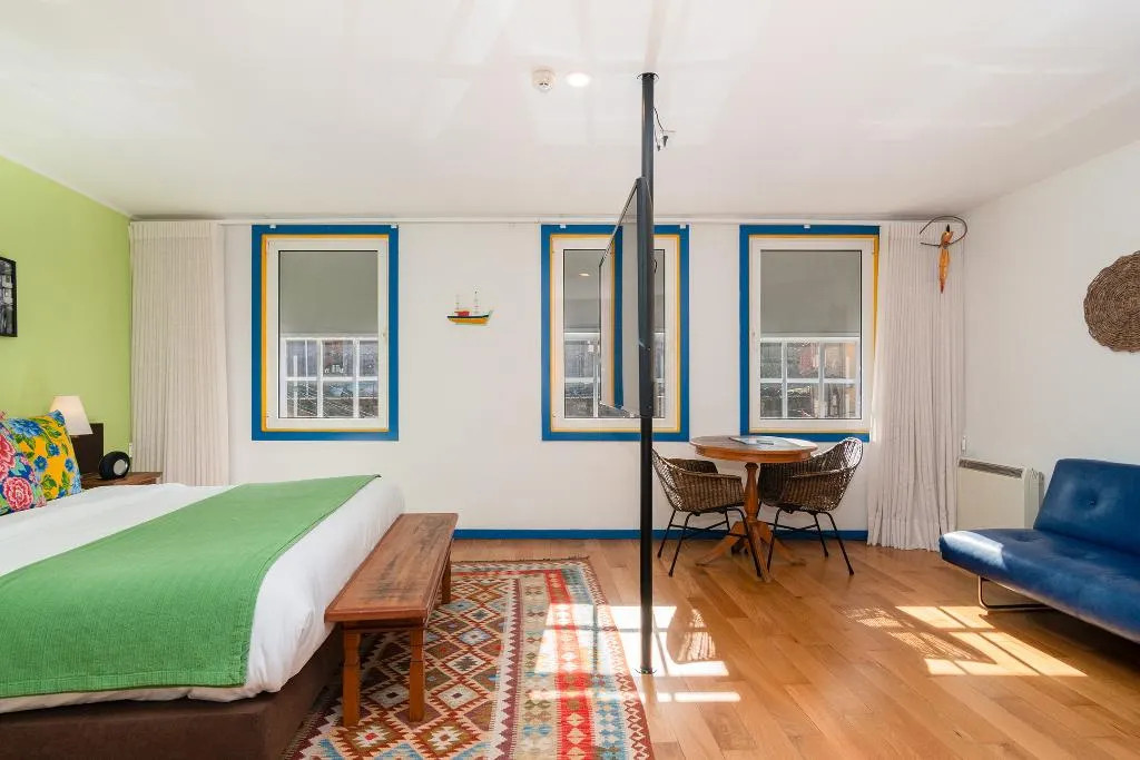 Double or Twin DELUXE CITY VIEW Room, Miragaia House, Porto