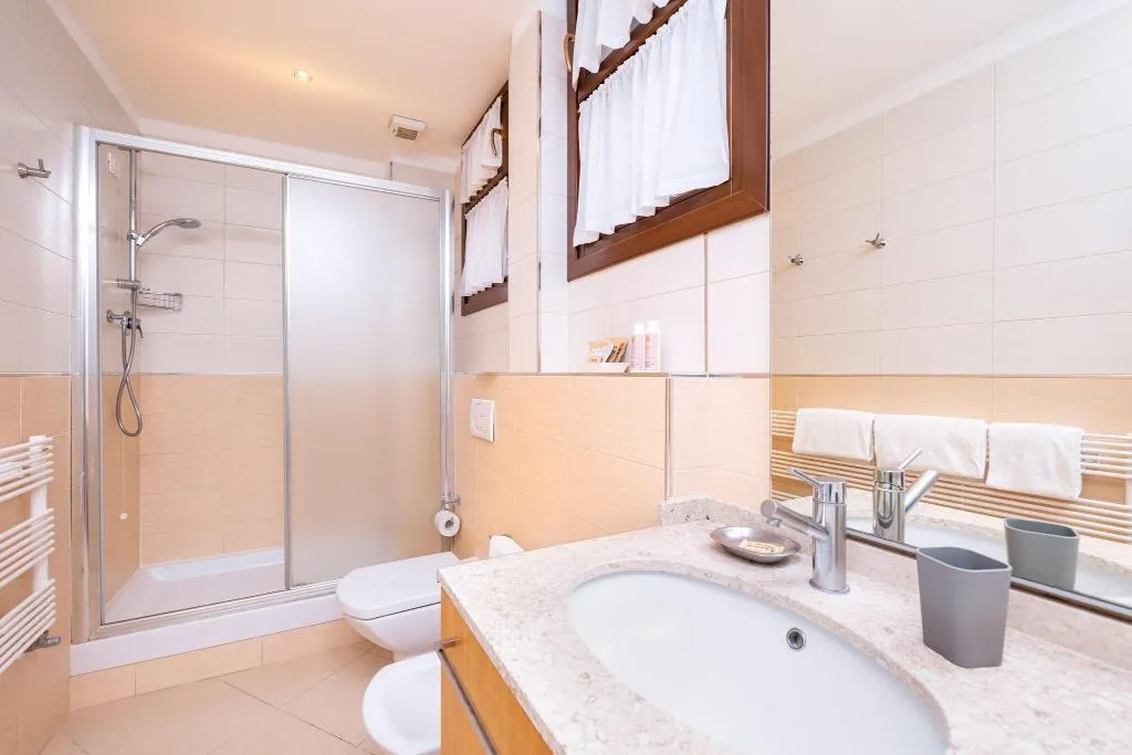 APARTMENT QUEEN BED NON SMOKING Room, Residence Ca' Foscolo, Venice