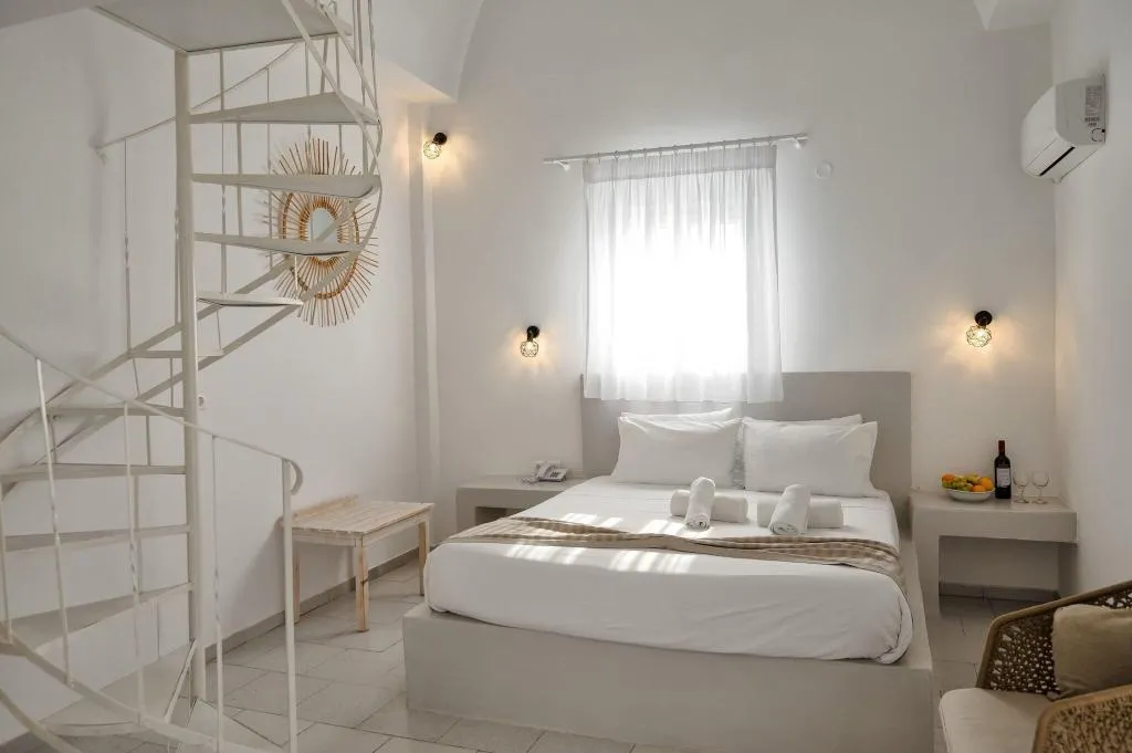 Room, Aspro Phos, Santorini