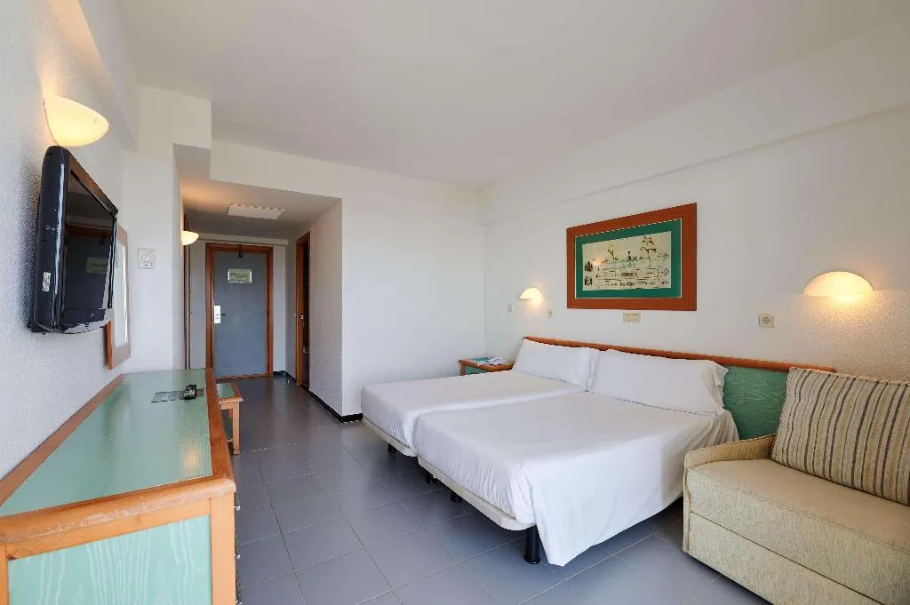 Room, AluaSun Cala Antena, Majorca
