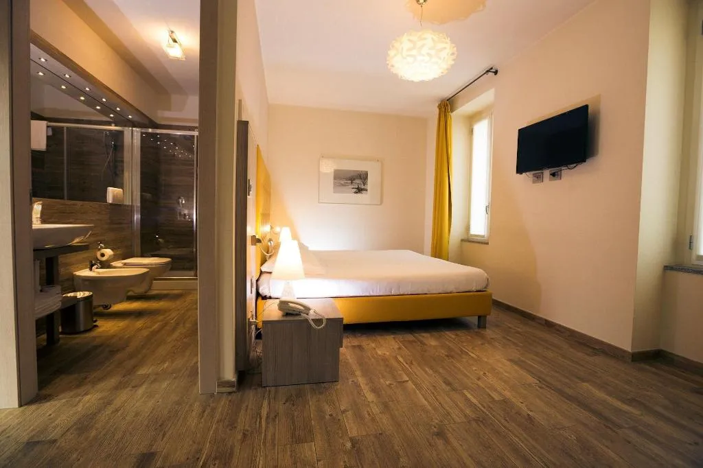 Room, Amalia Bakery Home, Milan