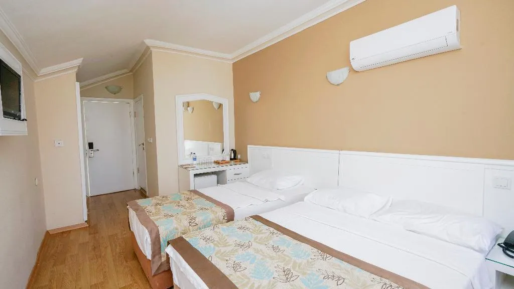TRIPLE STANDARD Room, Lara World Hotel, Antalya