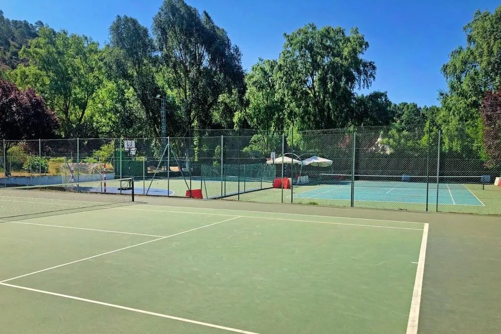 Sports and Entertainment, Cueva del Fraile, Madrid