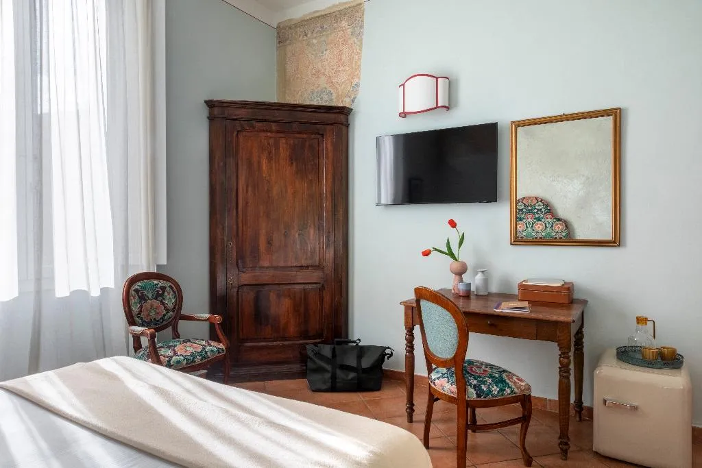 TRIPLE STANDARD Room, Galileo, Florence