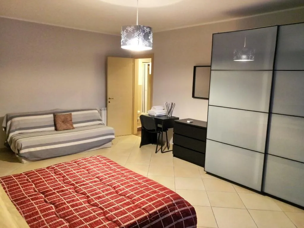 Room, Villa Feluchia, Palermo