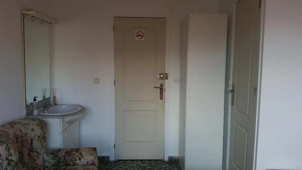 Room, Pension Centricacalp, Costa Blanca