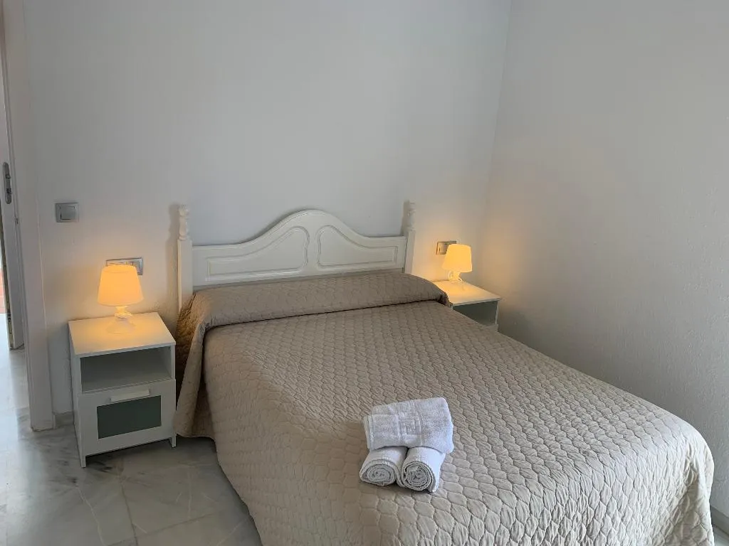 APARTMENT WITH TERRACE Room, Las Rosas de Capistrano, Costa Del Sol