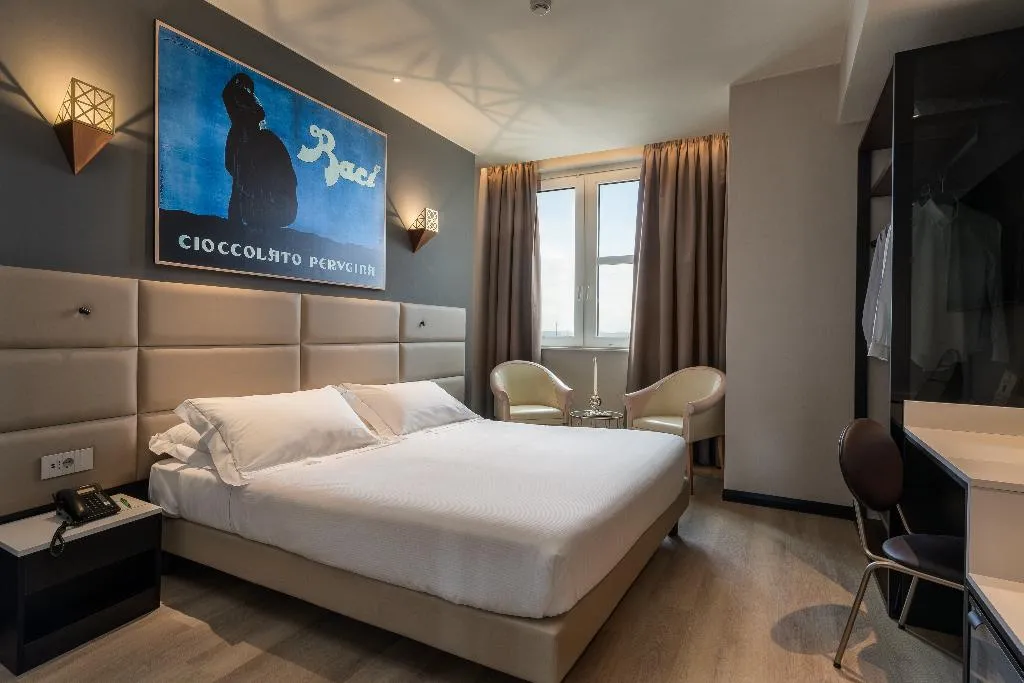 Double or Twin SUPERIOR Room, Sangallo Palace Perugia, Perugia
