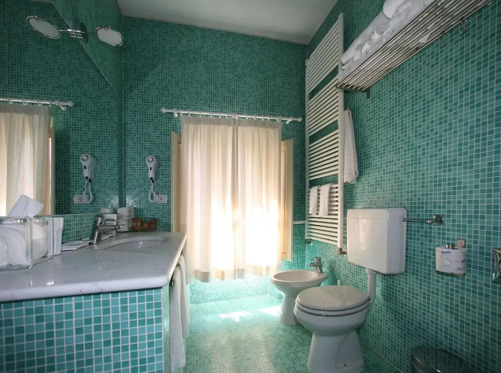 Room, Villa Le Piazzole, Florence