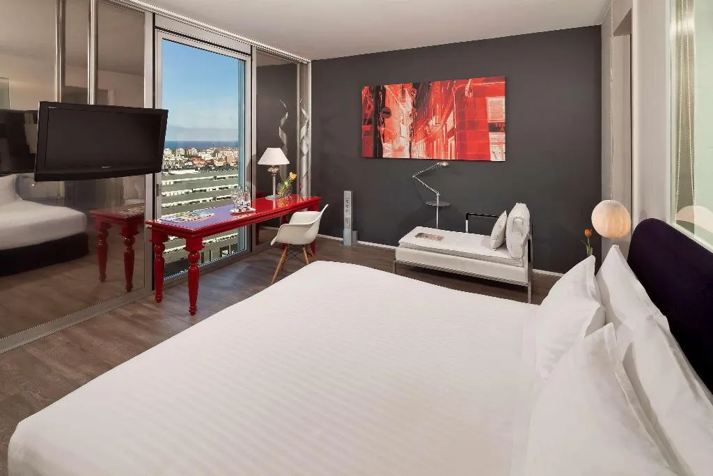 Room STANDARD Room, Melia Barcelona Sky, Barcelona