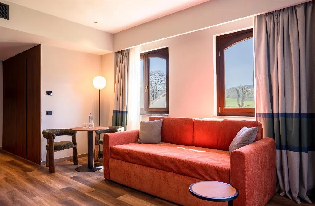 Room, Picciolo Etna Golf Resort & Spa, Curio Collection, Catania
