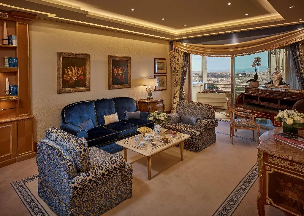 SUITE PREMIUM WITH VIEWS Room, Rome Cavalieri, A Waldorf Astoria Hotel, Rome