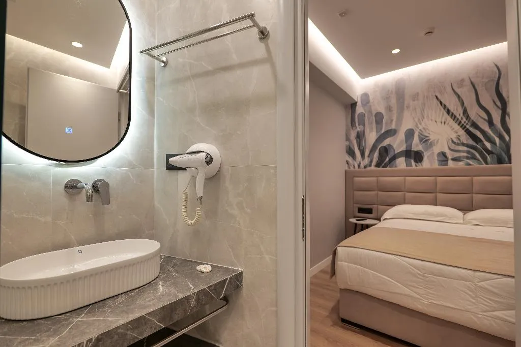 DOUBLE STANDARD Room, Hotel Oasis, Southern Albania
