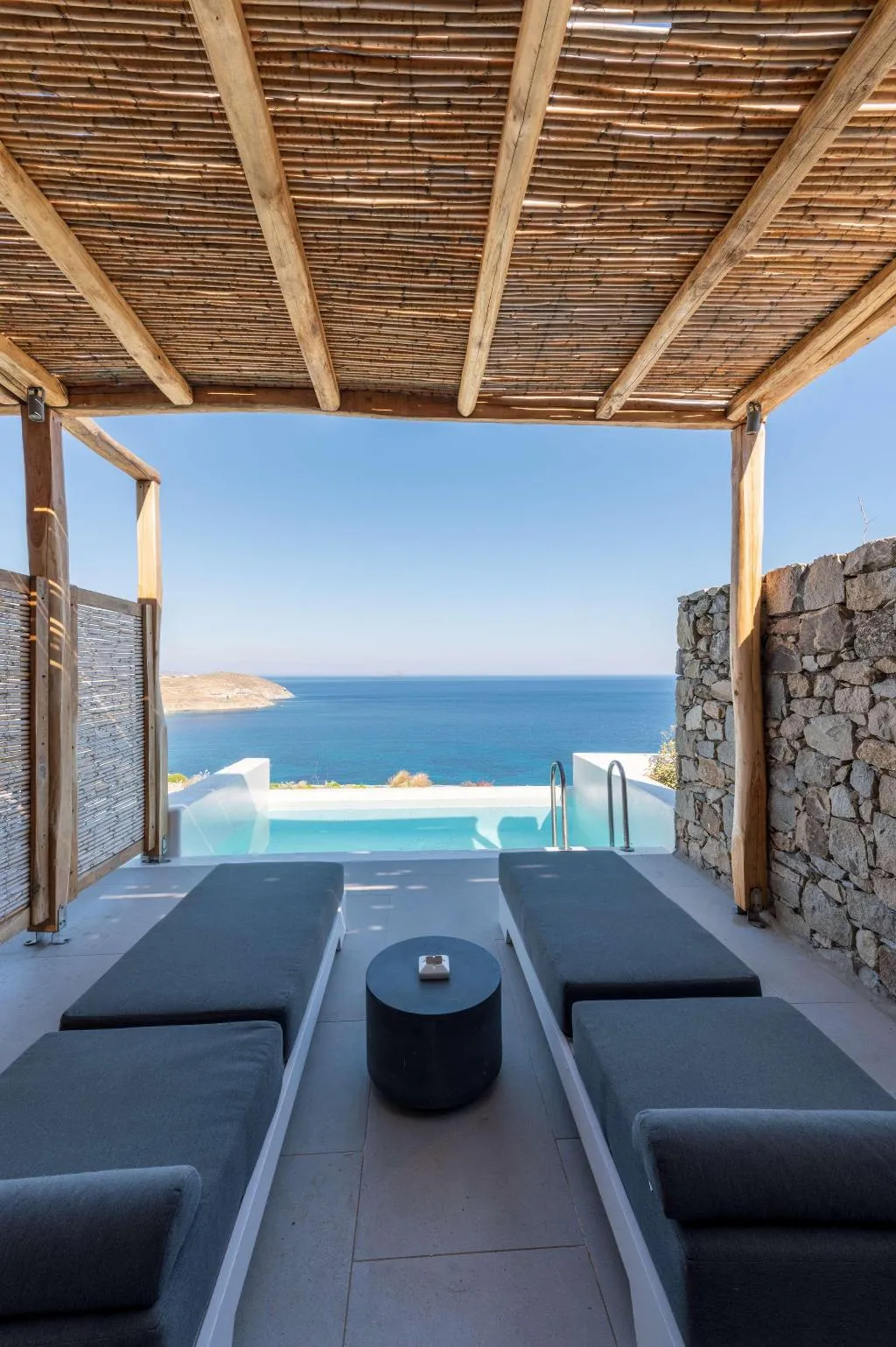 SUITE DELUXE WITH PRIVATE POOL Room, Radisson Blu Euphoria Resort, Mykonos