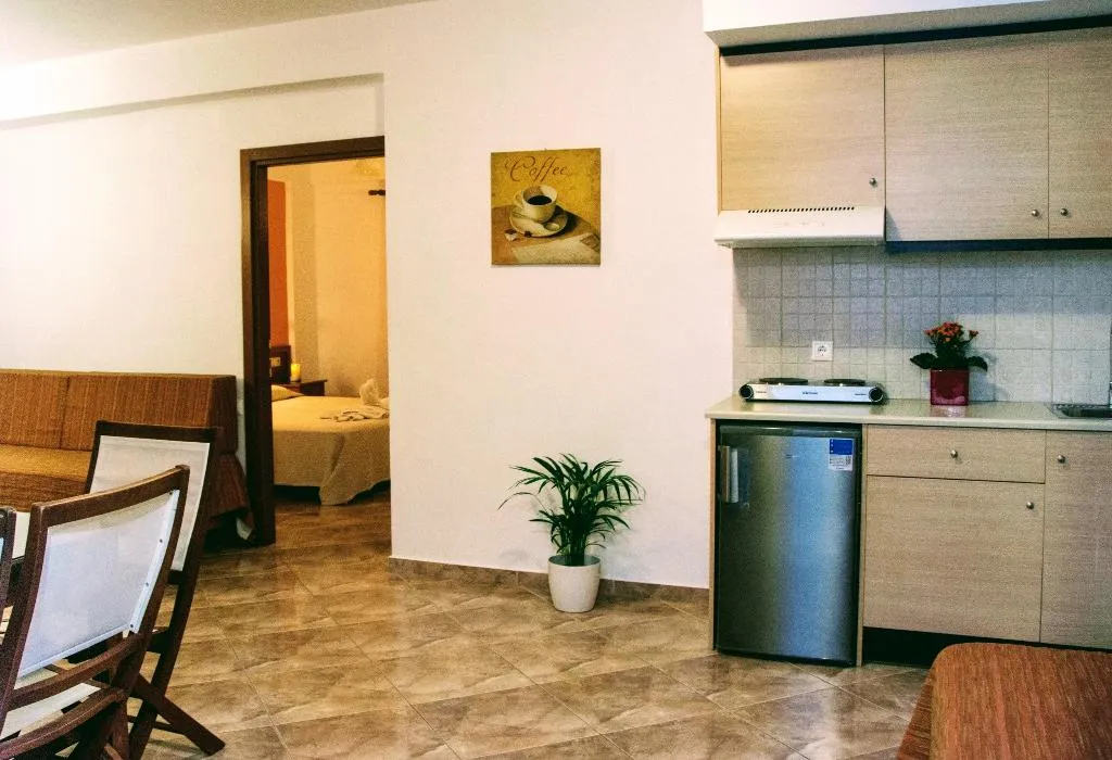 APARTMENT CAPACITY 5 ONE BEDROOM Room, Ippoliti Village, Crete