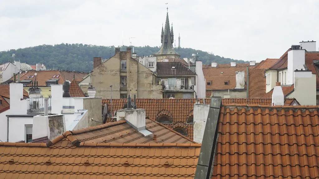 STUDIO WITH BALCONY Room, Royal Road Residence, Prague