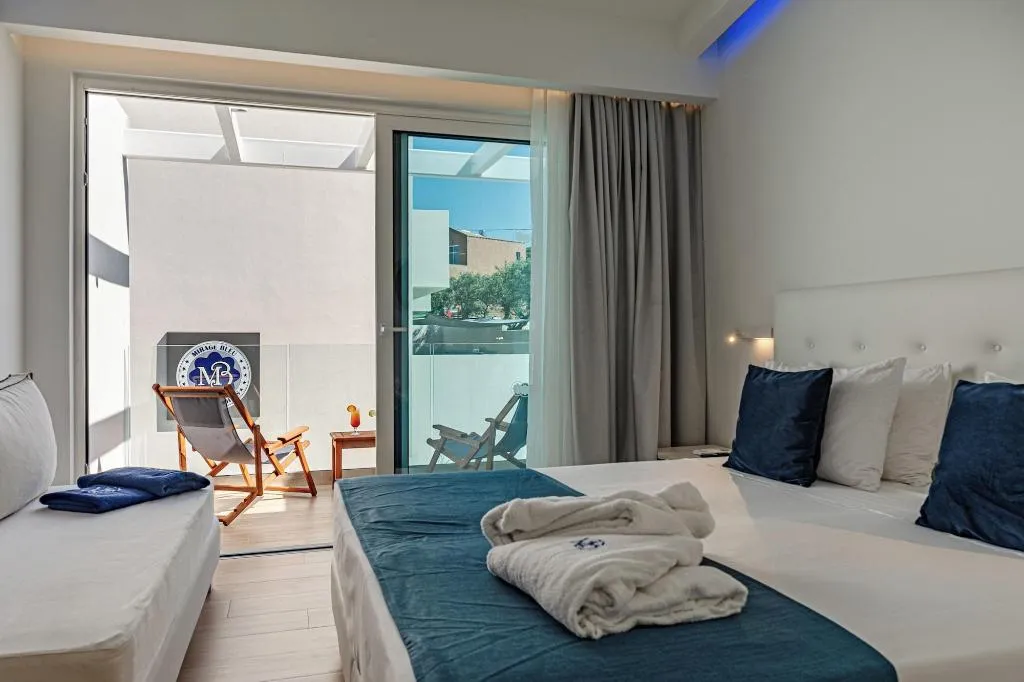 Room, Magique Bleu Suites, Zante