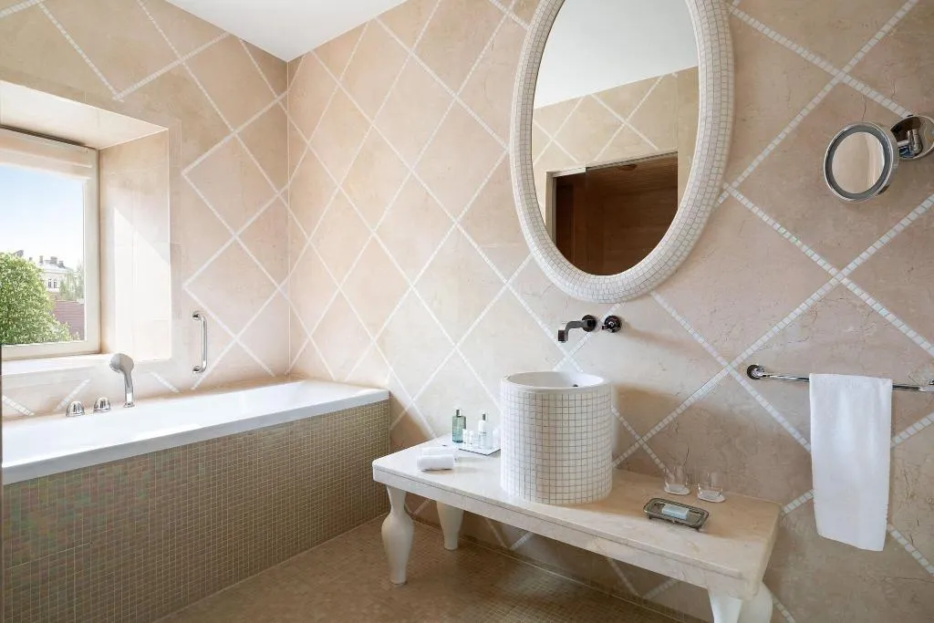 SUITE CITY VIEW KING BED Room, Hotel Telegraaf, Autograph Collection, Tallinn