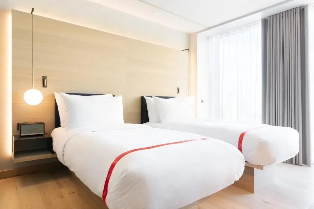 TWIN BASIC Room, Ruby Emma Hotel Amsterdam by IHG, Amsterdam
