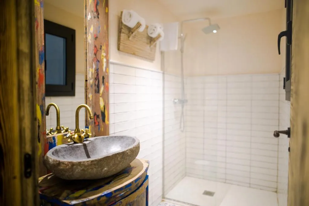 APARTMENT CAPACITY 8 Room, La Bodega Suites, Barcelona