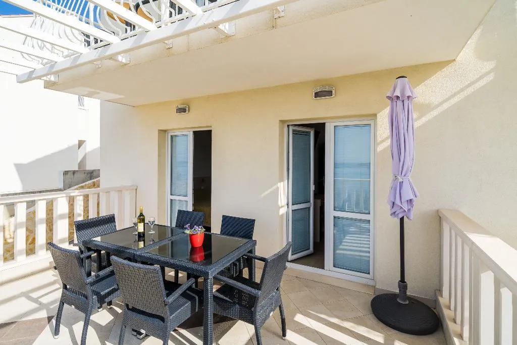 APARTMENT TWO BEDROOMS WITH TERRACE Room, Villa Samba, Dubrovnik