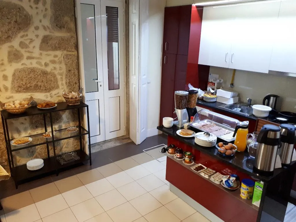 General view, Dukes Corner Guest House, Porto