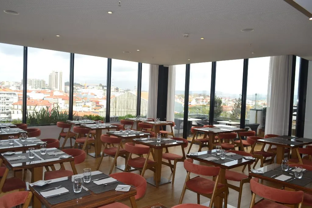 Restaurant, Porto Downtown, Porto