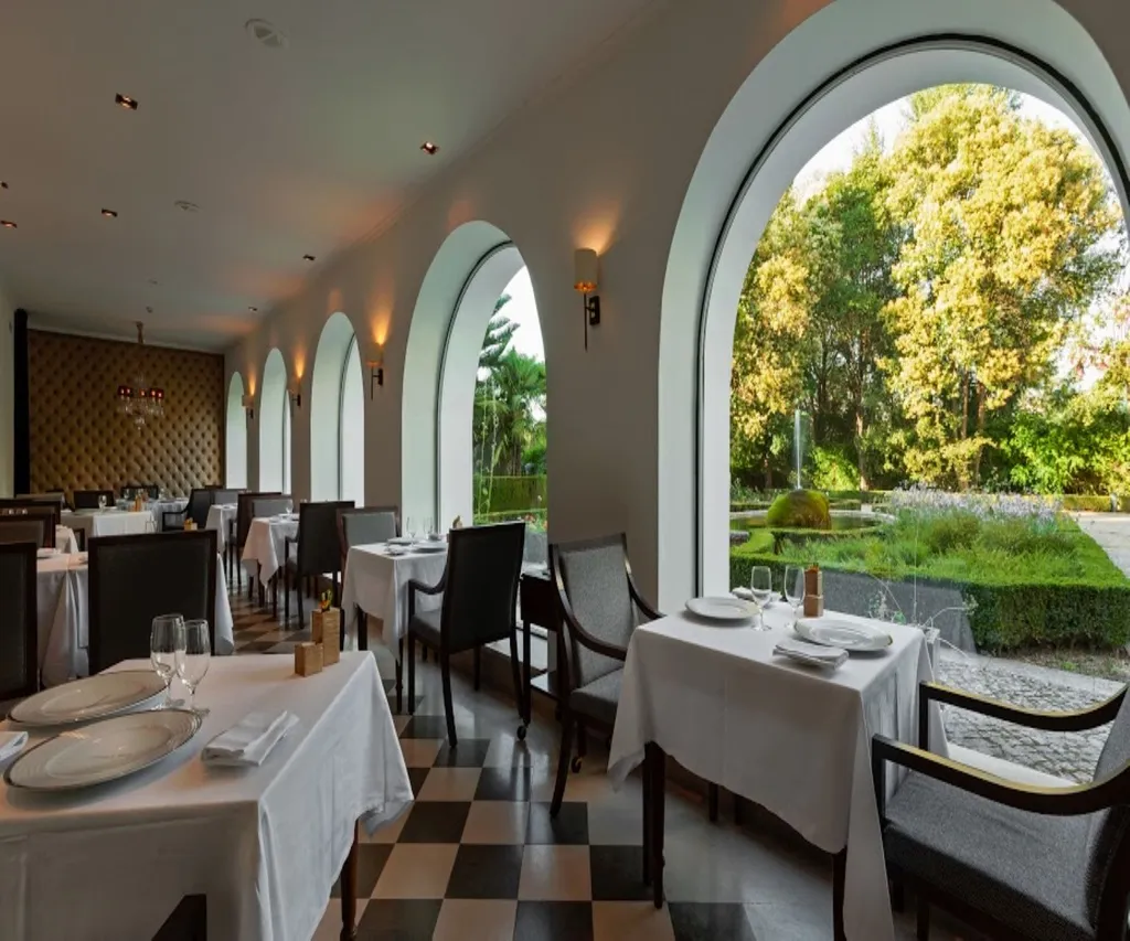 Restaurant, Quinta das Lagrimas - Small Luxury Hotel, Porto