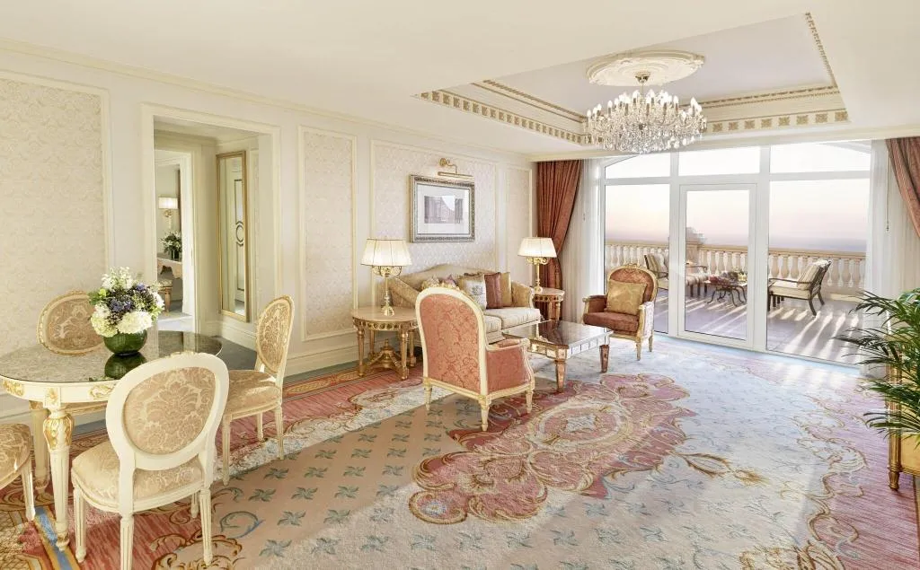 Room, Raffles The Palm Dubai, Dubai