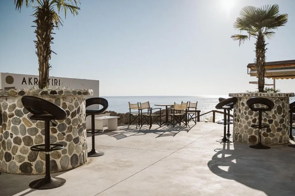 Bar, Akrotiri Olympus Luxury Suites, Thessaloniki